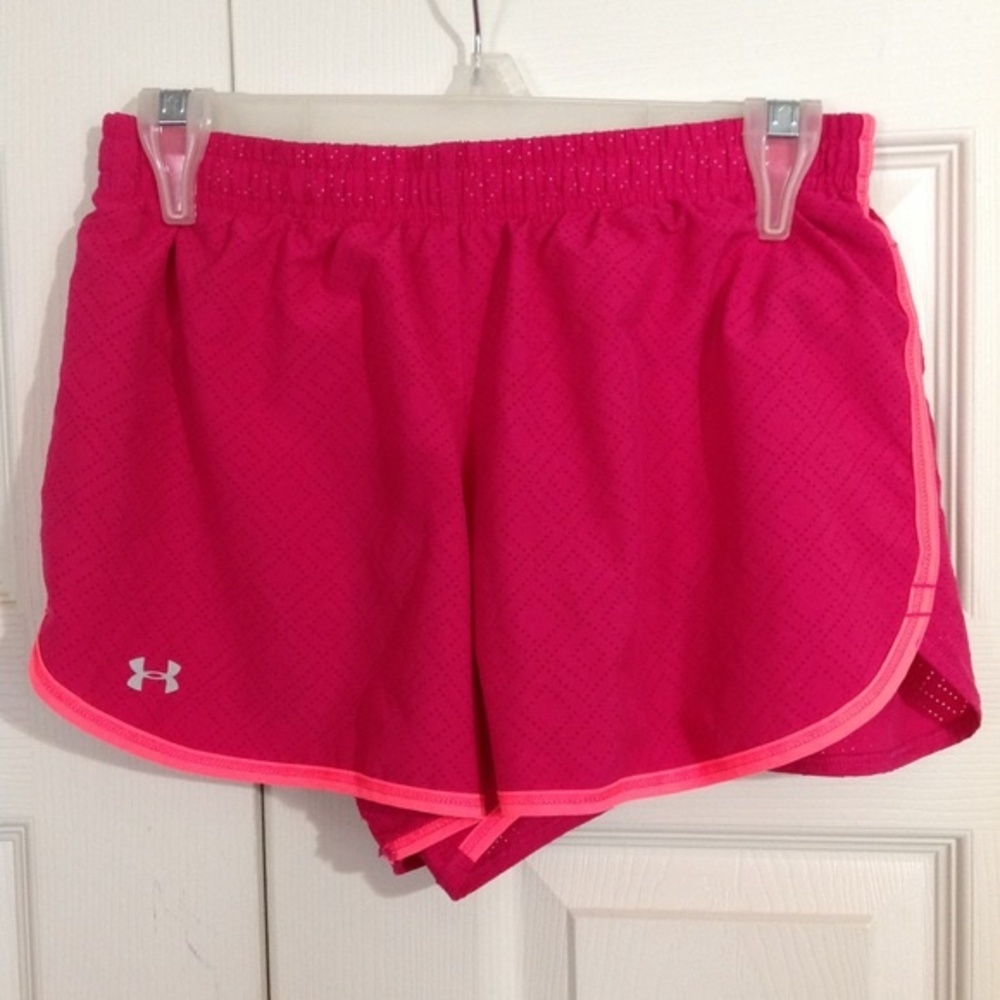 UNDER ARMOUR Size Small Pink Orange Running Shorts Athletic Running Laser Cut